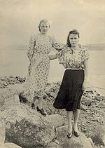 Титова Мария Григорьевна, Попова Мария Ефимовна. Ок. 1955.