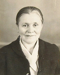 Самойлова (в зам. Ларионова) Ольга Васильевна. Ок. 1957.