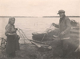 highslide=1:Чиккуевы Ефим Федорович и Татьяна Федоровна. Кяргяла, 1952.